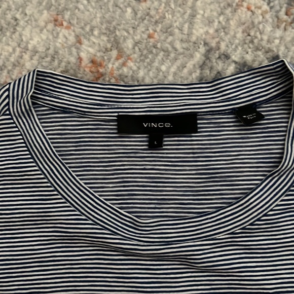 Vince striped Blue t-shirt (large) - Picture 2 of 3